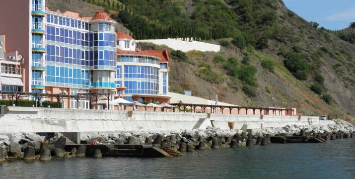 Продаются  апартаменты в Крыму у моря в пгт.Малый Маяк